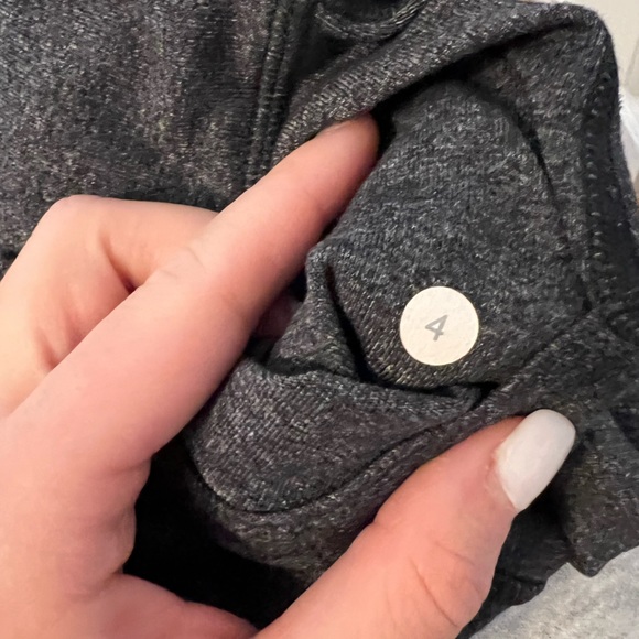 Lululemon Skinny Will Pant - Picture 4 of 5